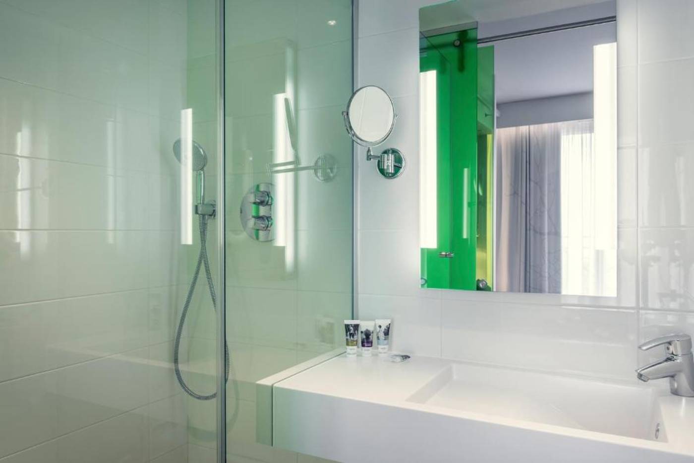 Mercure-Gare-Du-Nord-La-Fayette-Room-26