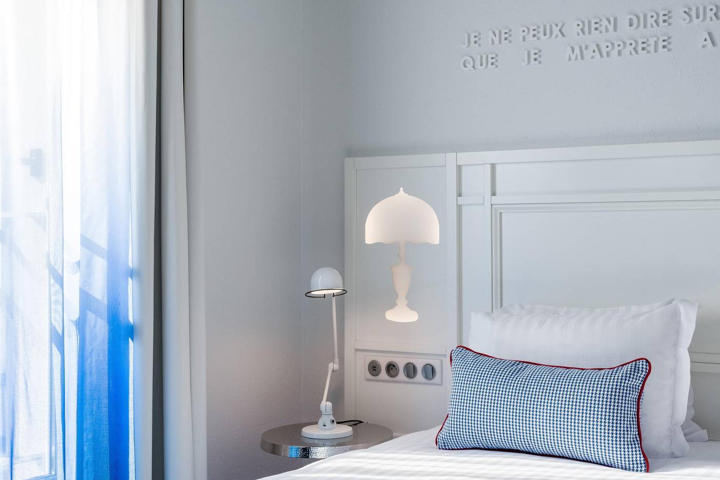 Hotel-34B-Astotel-Room-35