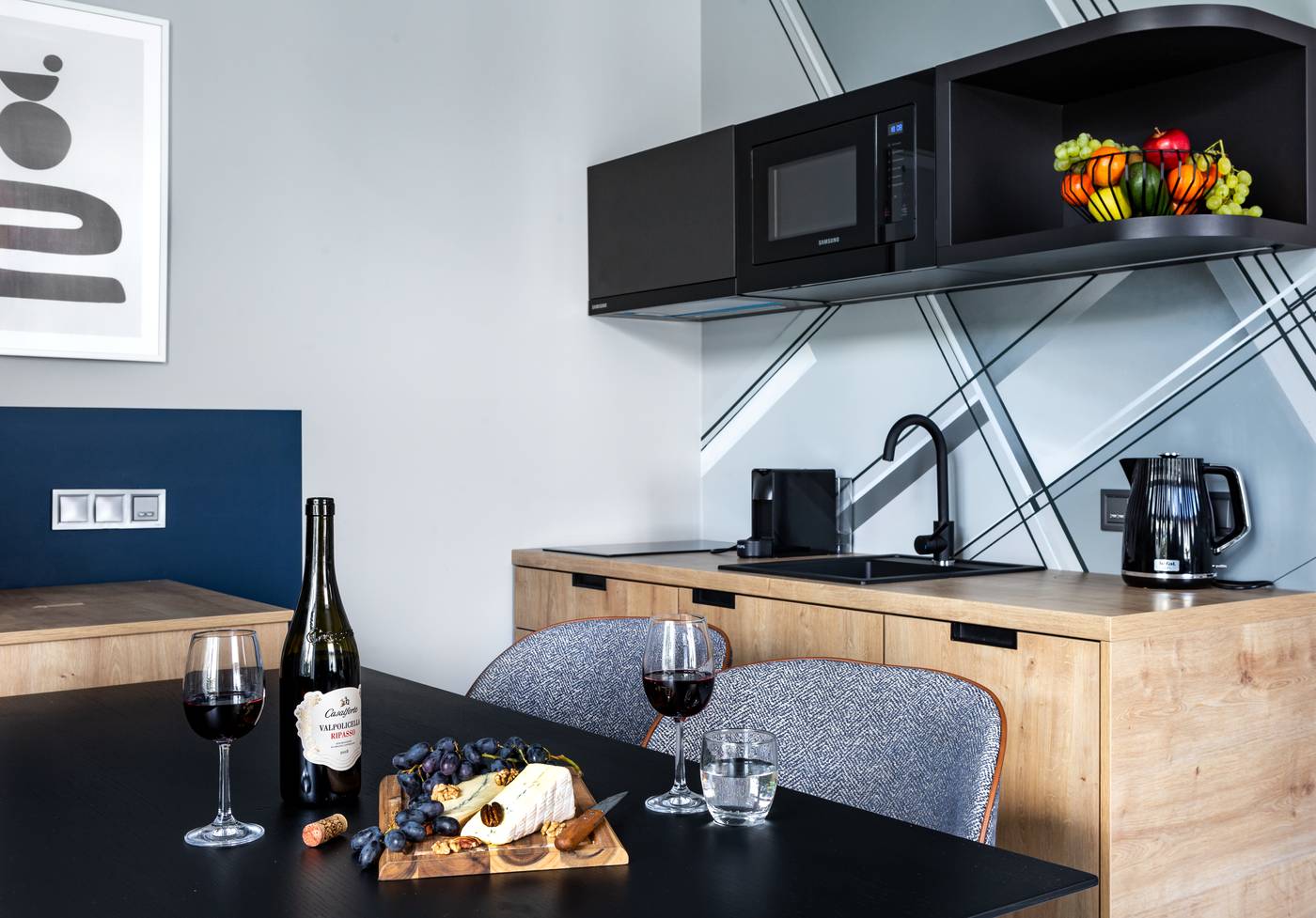 H11-Aparthotel-Room-12