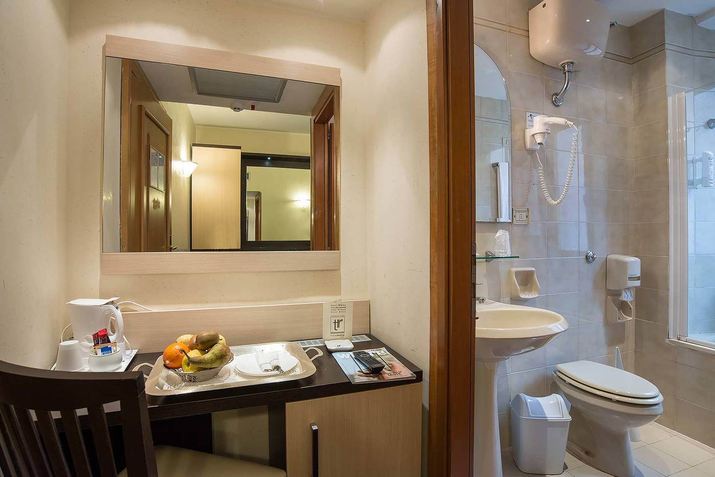 Hotel-Tritone-Room-34