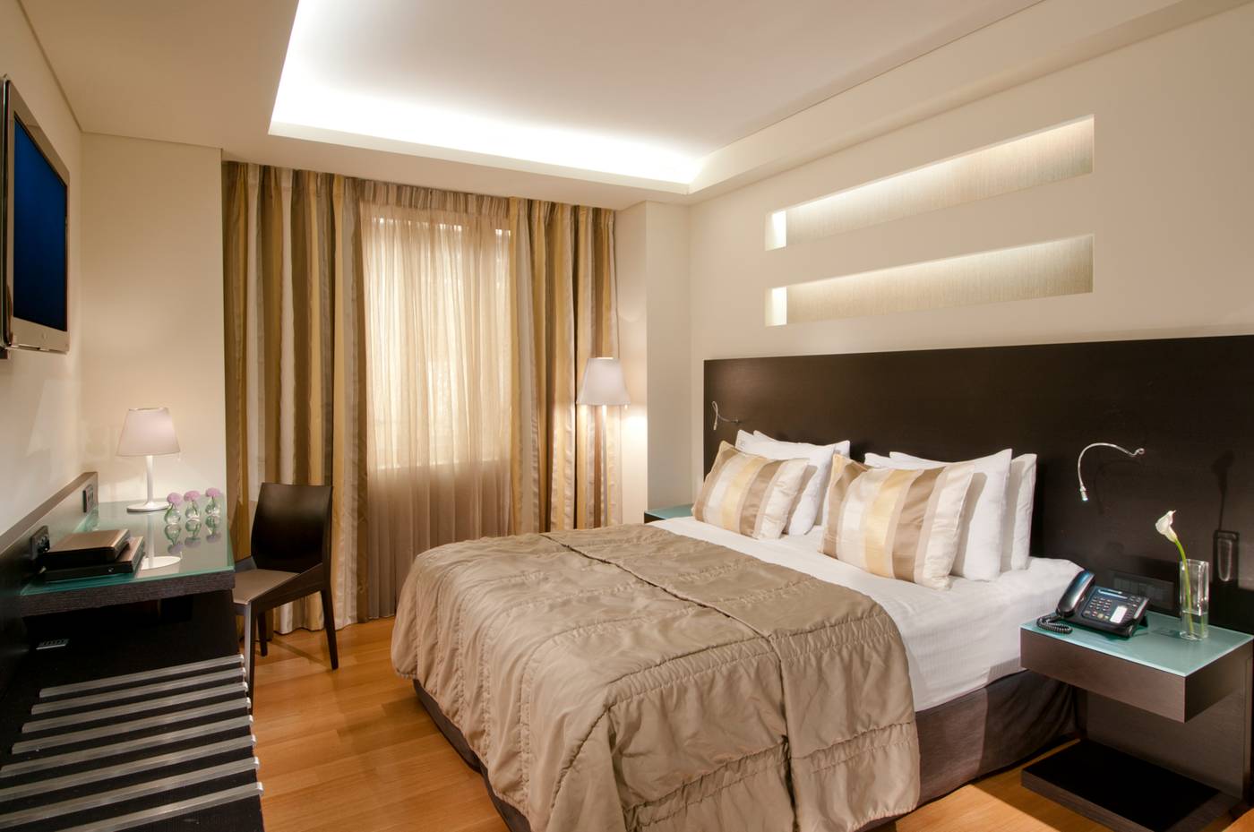 O-B-Athens-Boutique-Hotel-Room-10