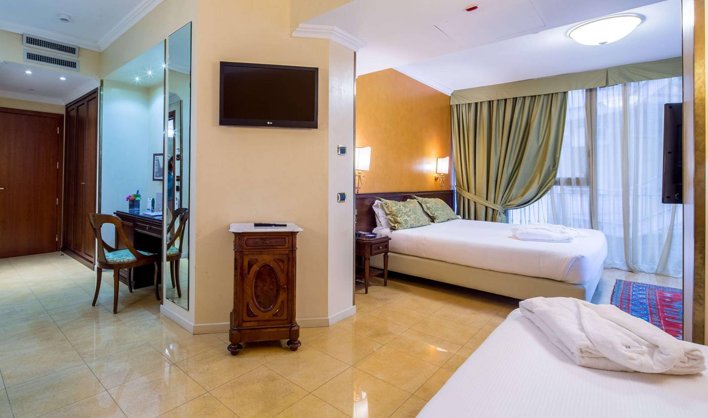 Best-Western-Plus-Hotel-Galles-Room-28