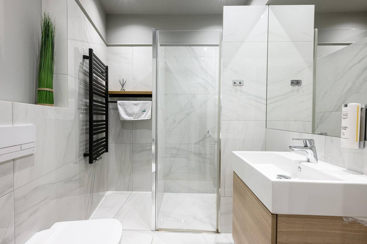 Arts-Apartments-Room-60