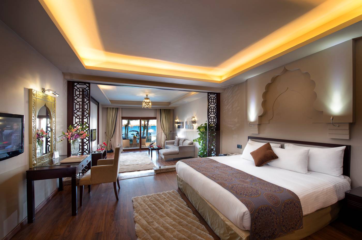 SUNRISE Arabian Beach Resort 04.09