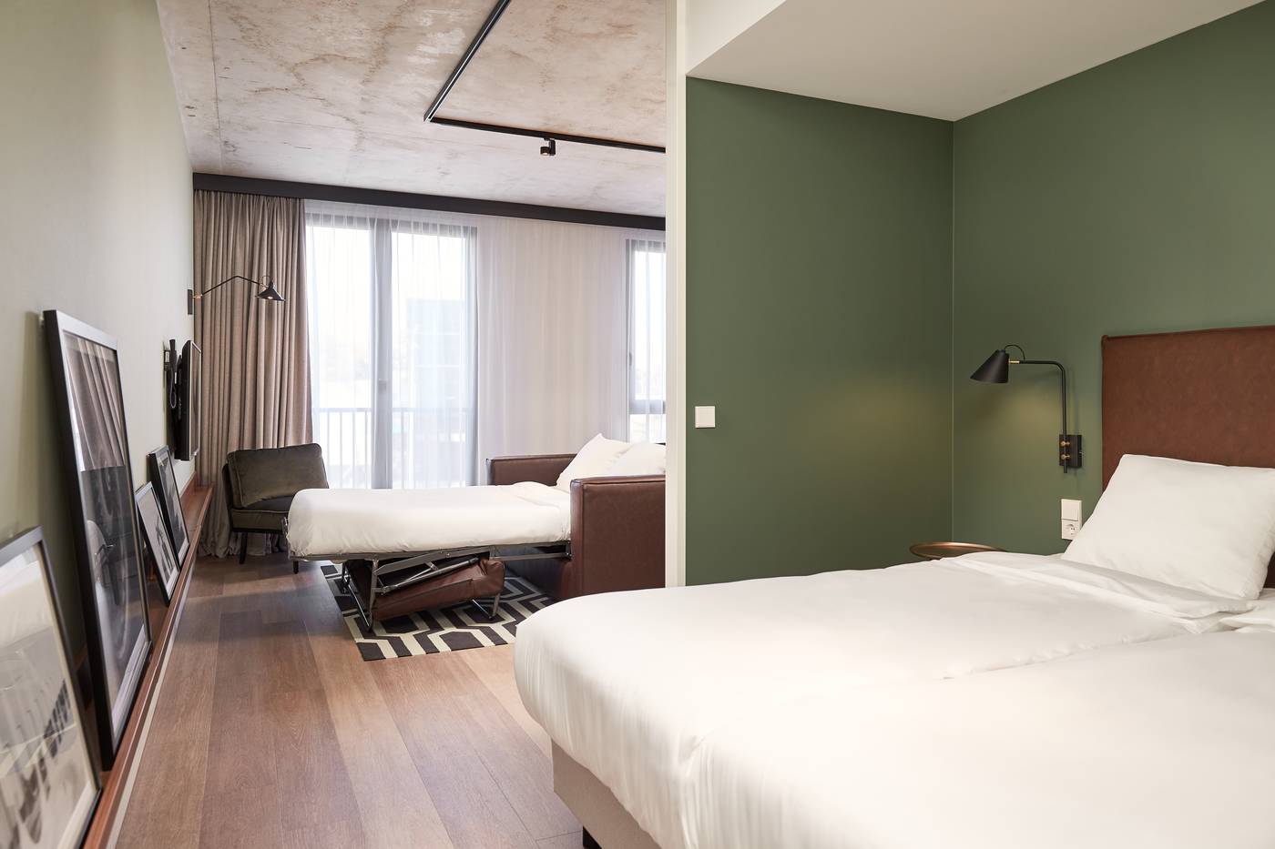 Corendon-Urban-Amsterdam-Schiphol-Airport-Room-19