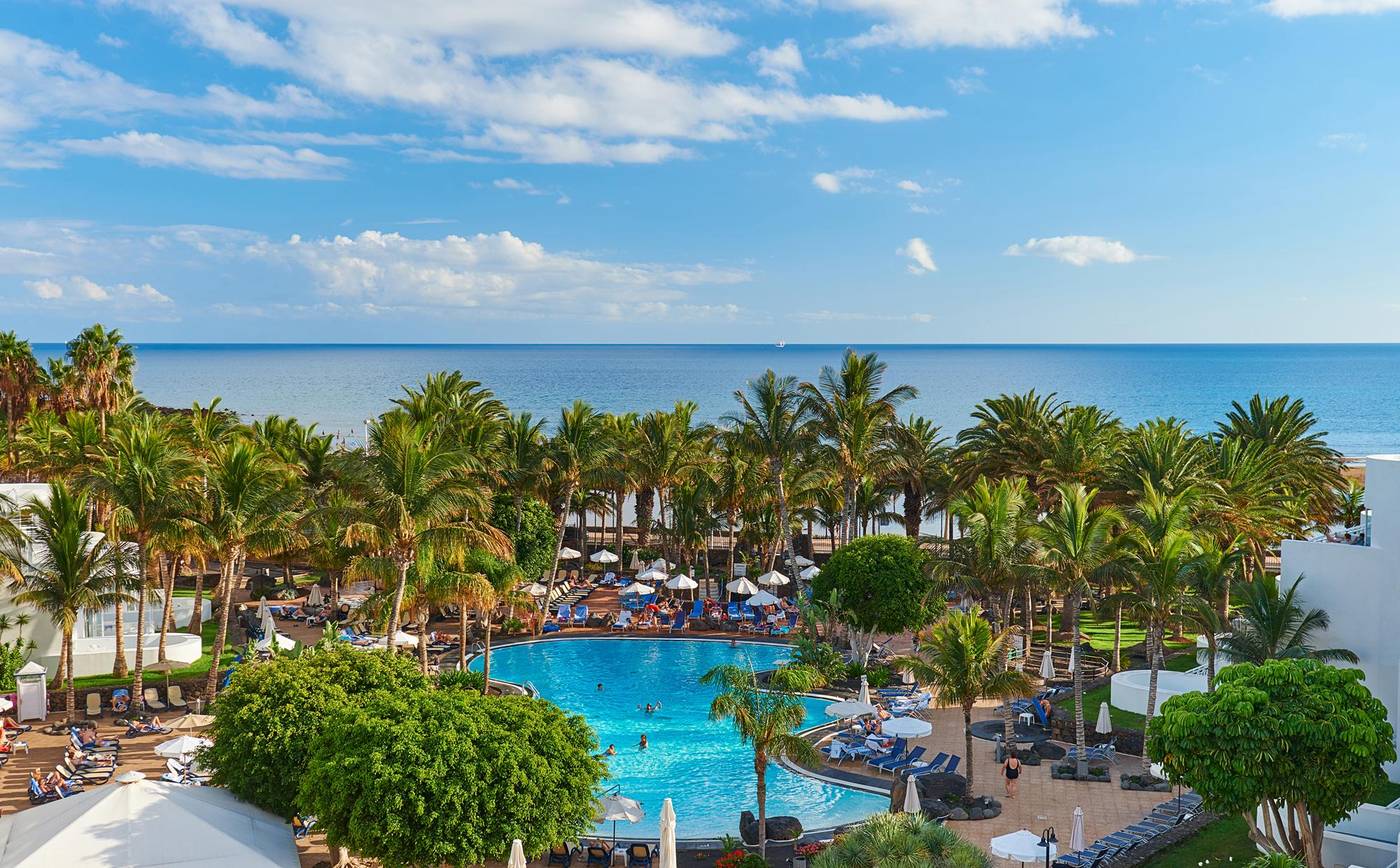 Hipotels-La-Geria-Pool-9