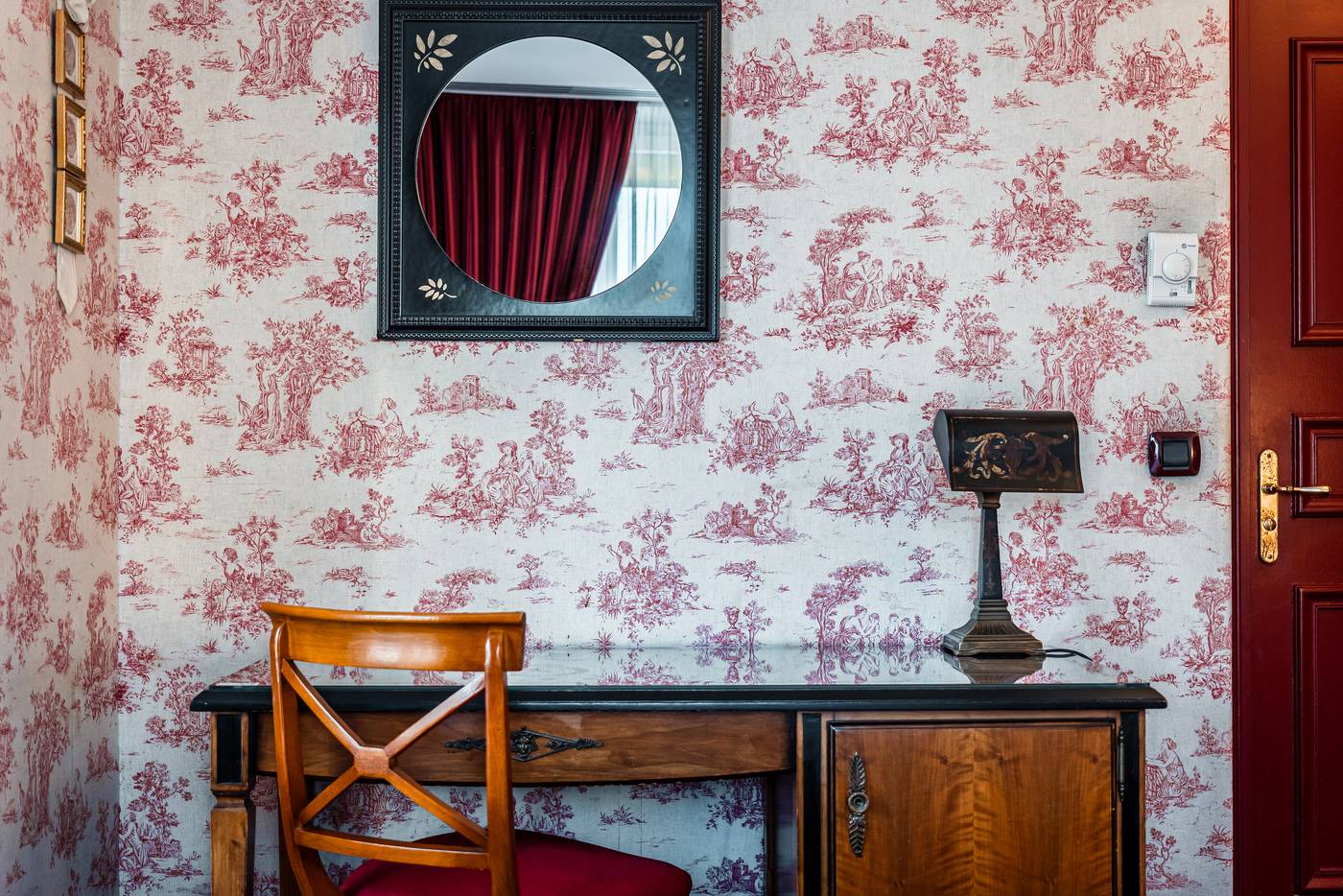 Maison-Eugenie-Room-18