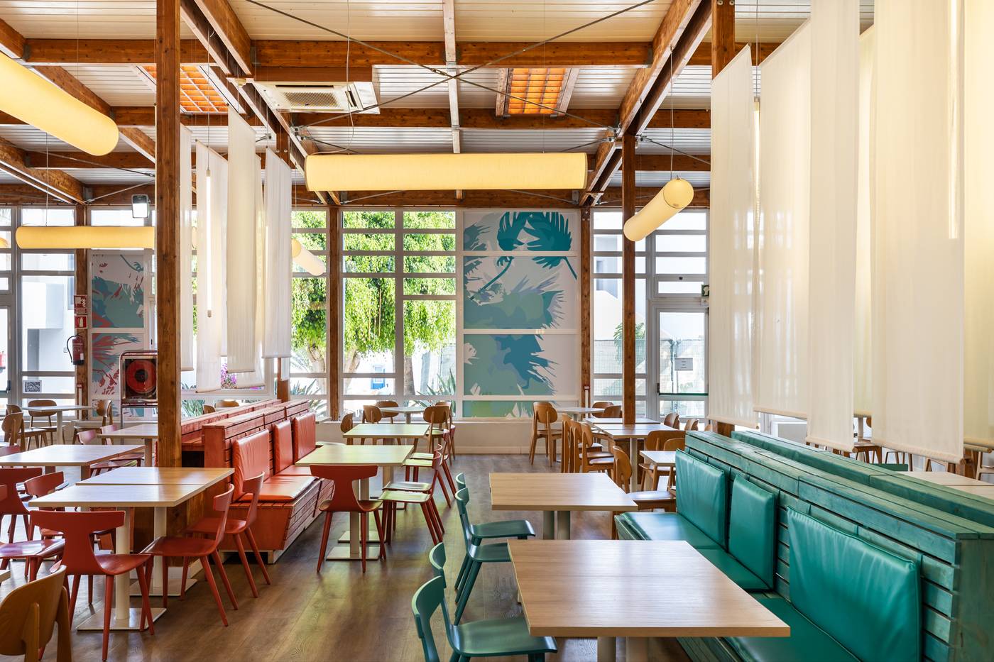 Apartamentos-LIVVO-Morromar-Restaurant-34