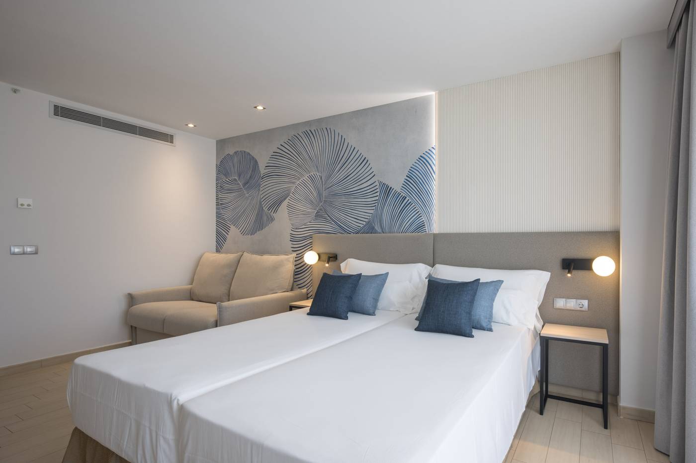 AR-Diamante-Beach-Room-16