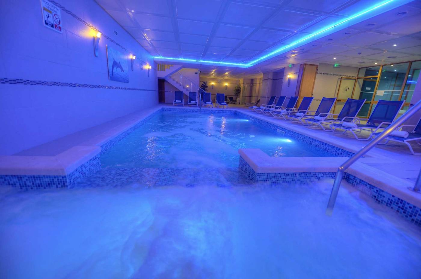 Alexandra-Hotel-Pool-41