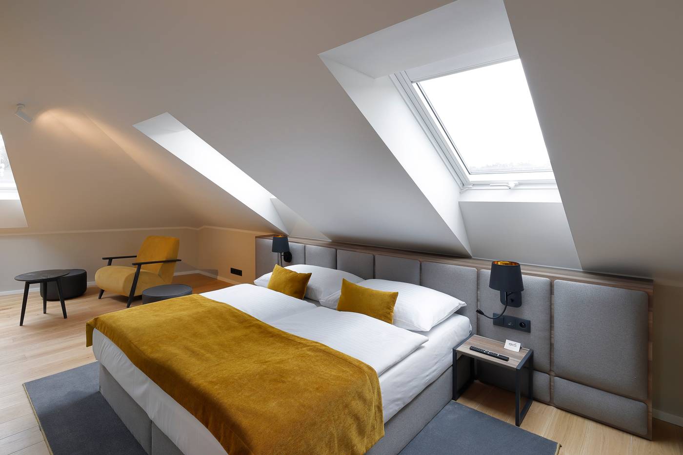 Hotel-Prokop-Square-Room-32