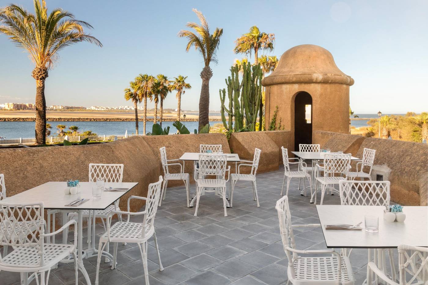 Melia-Atlantico-Isla-Canela-Restaurant-17