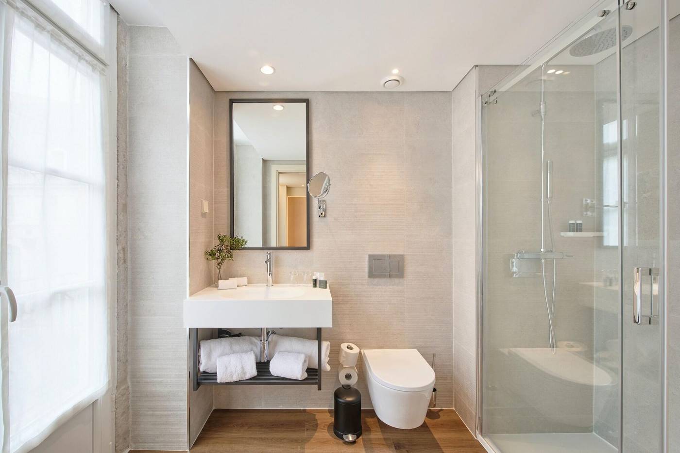 Moon-and-Sun-Lisboa-Room-46