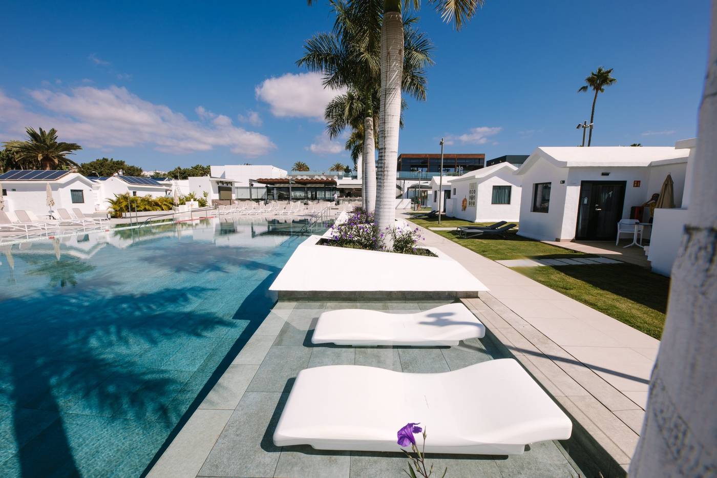 Club-Maspalomas-Suites---SPA---Adults-Only-Pool-6