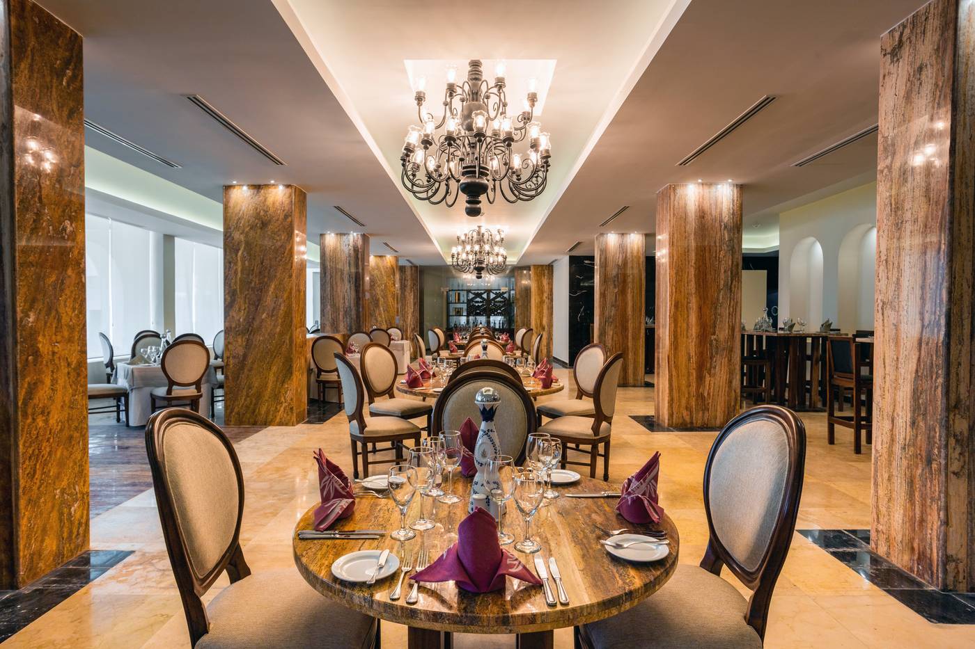 Dreams-Sands-Cancun-Resort---Spa-Restaurant-38