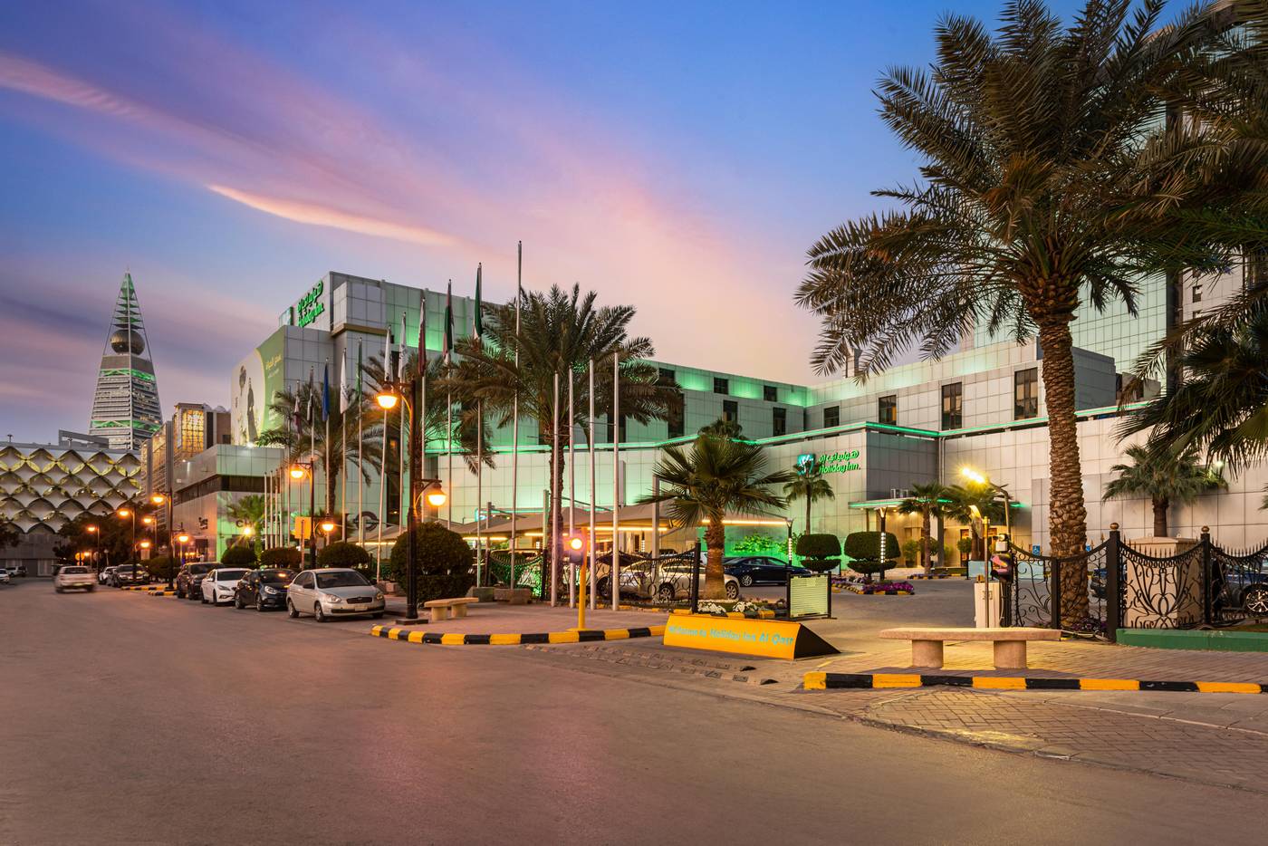 Holiday Inn Al Qasr-Saudi Arabia-RIYADH-General view-1