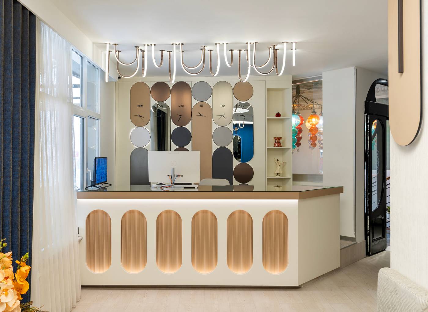 Adamar-Hotel-Lobby-6