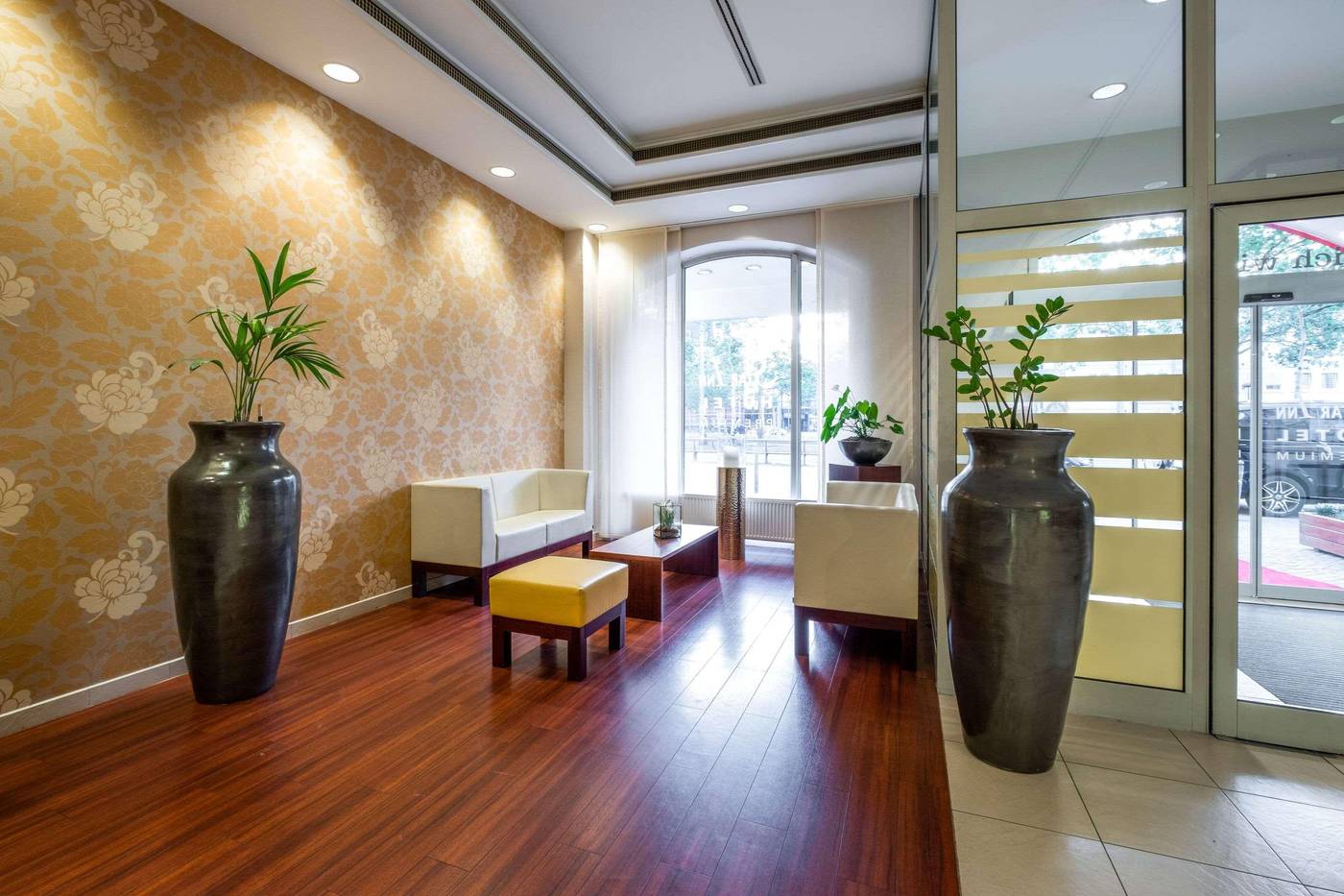 PLAZA Premium Columbus Bremen-Germany-BREMEN-Lobby-10