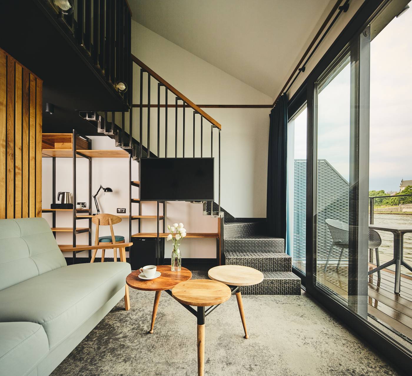 New-Port-Hotel-Room-6