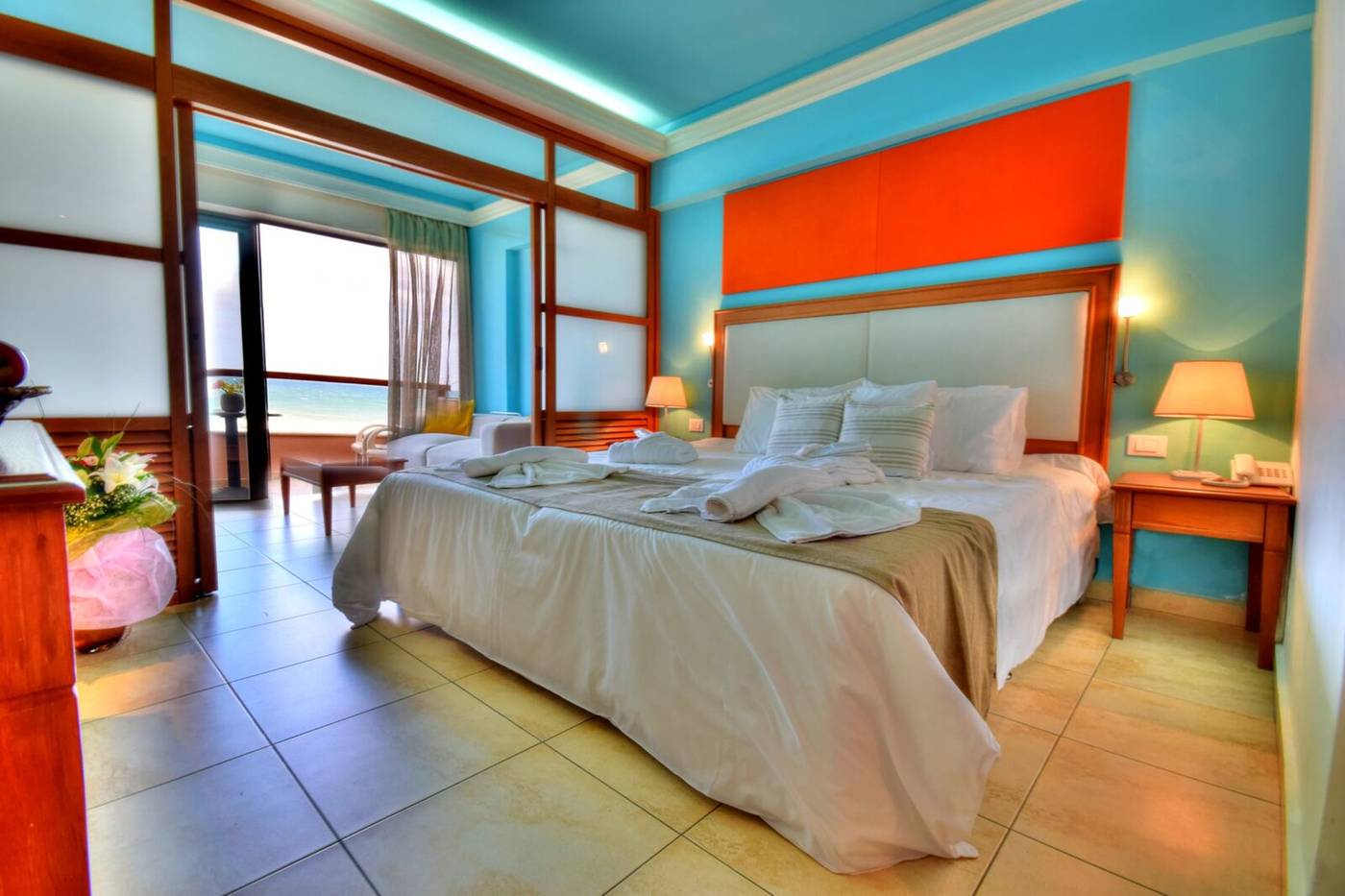 Kiani-Beach-Resort-Room-26