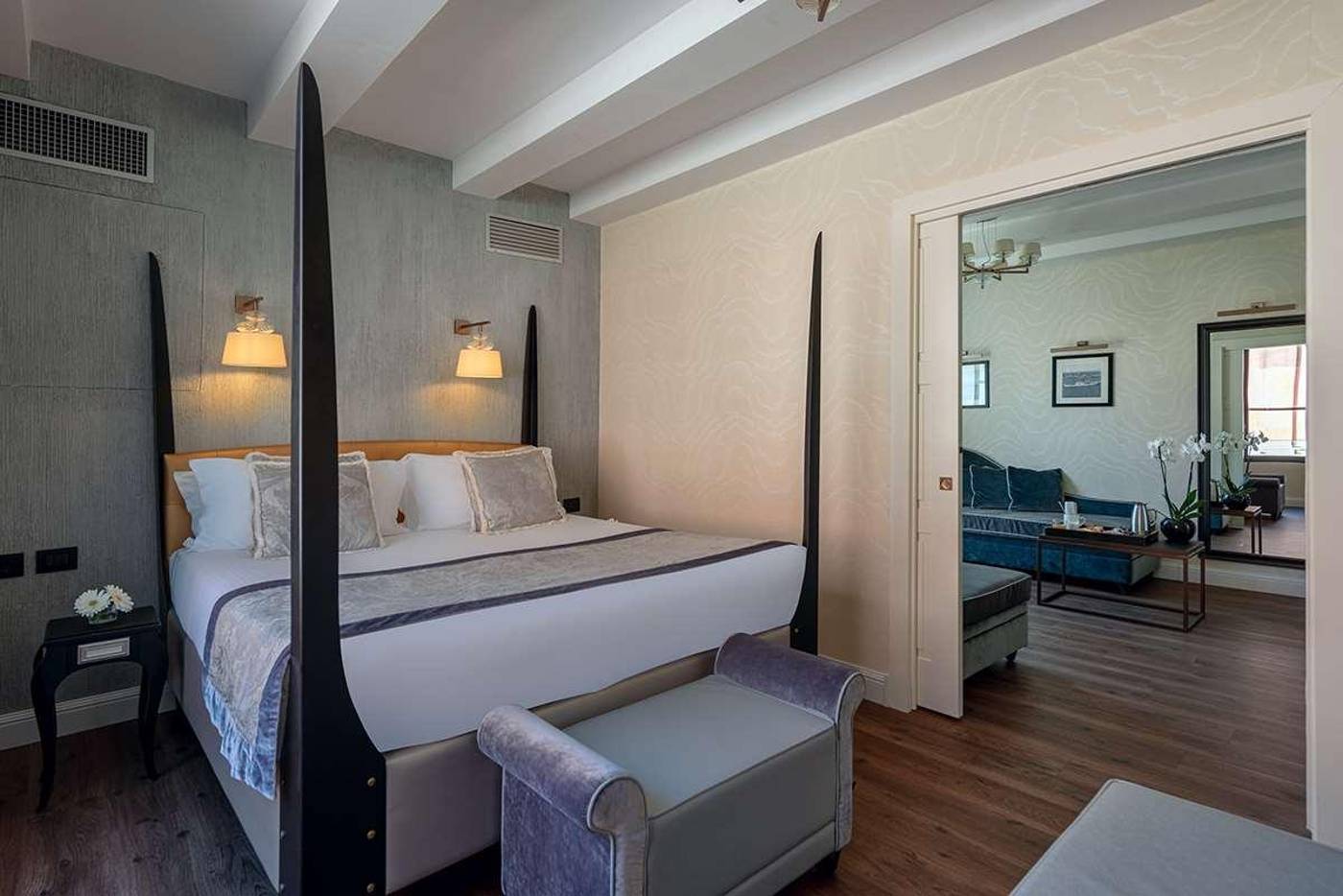 Palazzo-Veneziano-Room-36