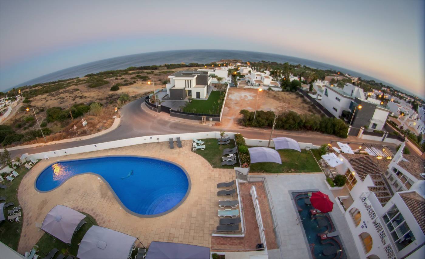 Hotel-Maritur---Adult-Only-Pool-4