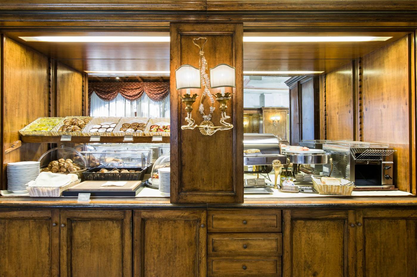 Adler-Cavalieri-Restaurant-26