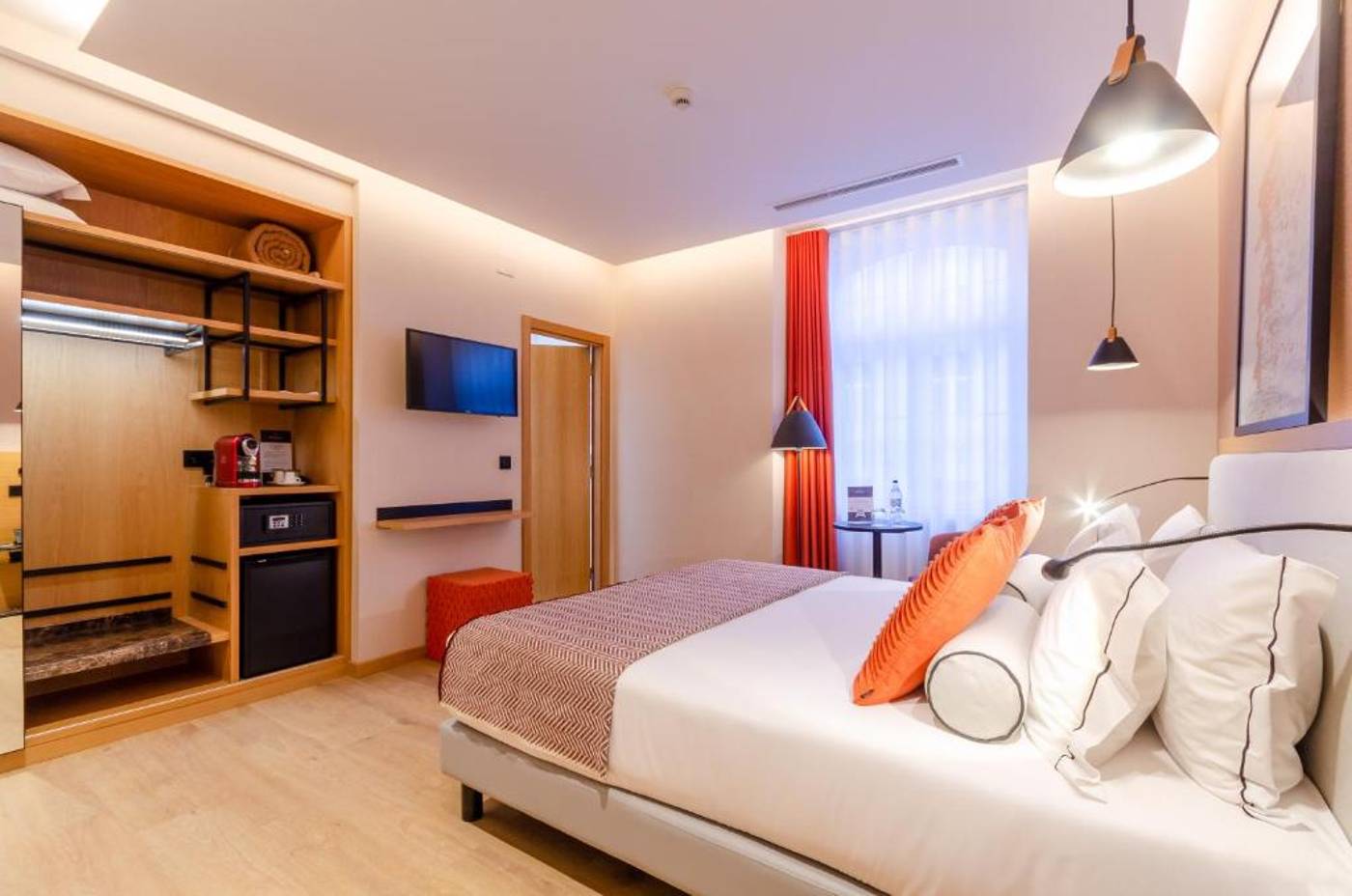 Rossio-Plaza-Hotel-Room-16