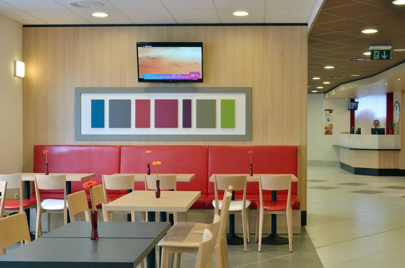 B-B-Hotel-Prague-City-Bar-18