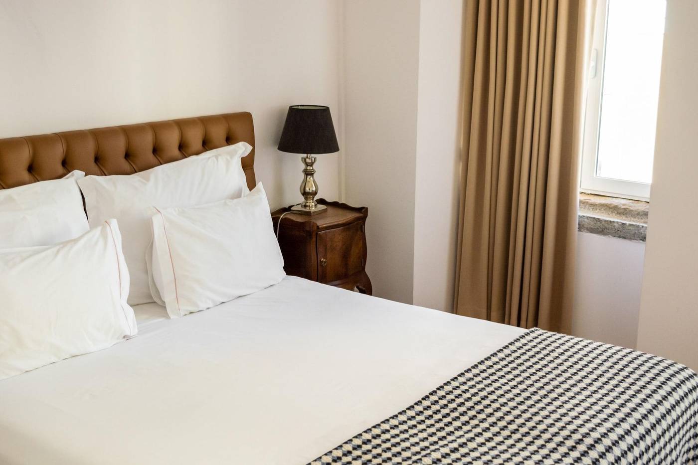 Casa-Do-Patio-Bed---Breakfast-Room-27