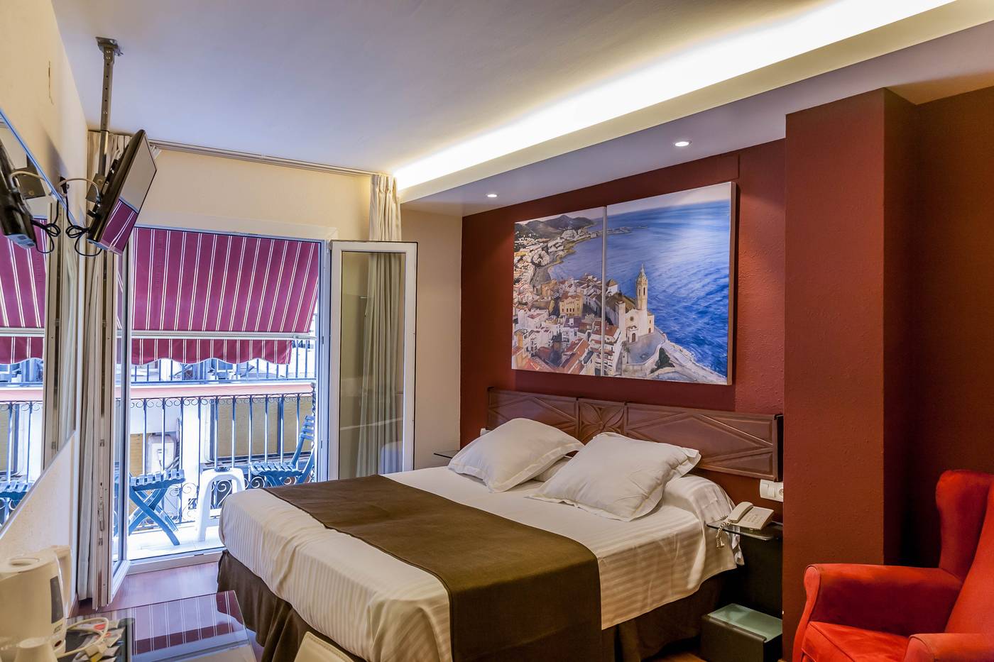 Galeon-Hotel-Room-12