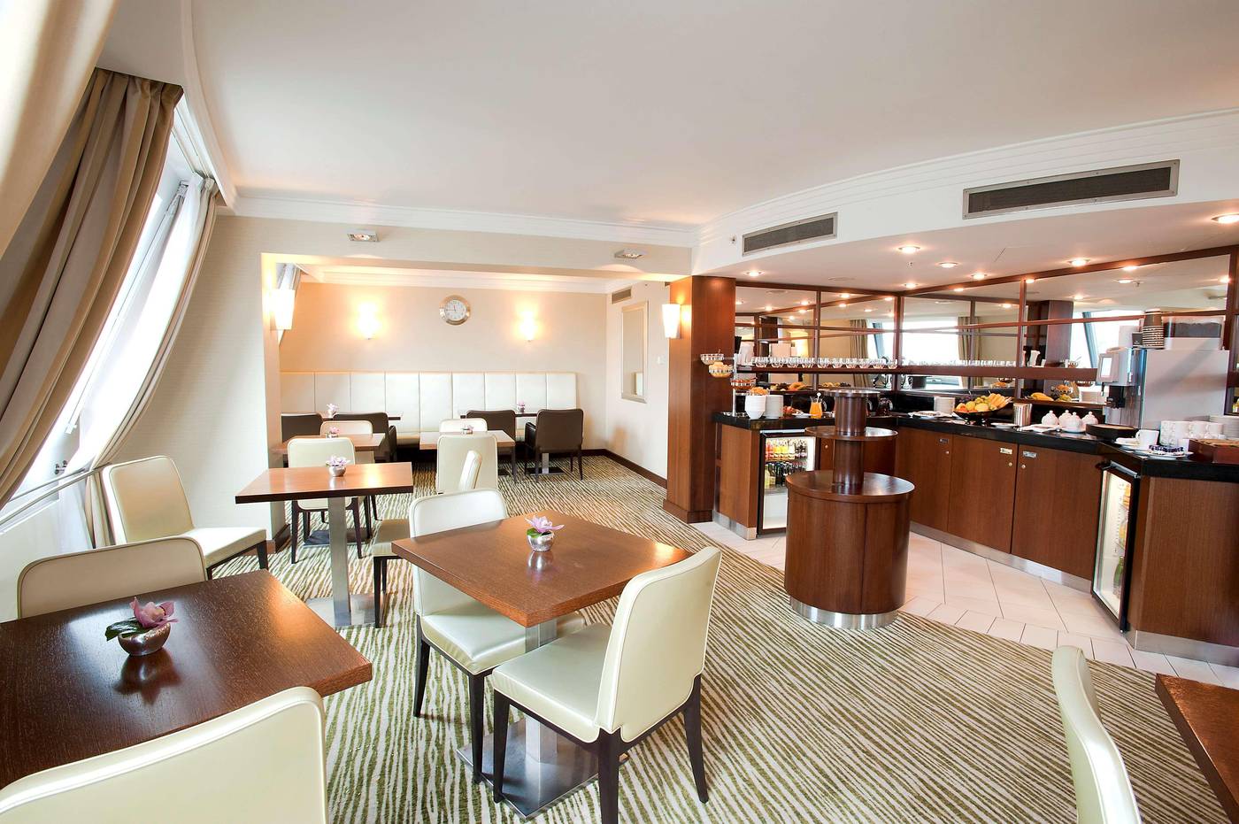 Hilton-Prague-Old-Town-Room-15