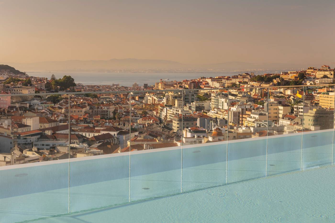 Epic-SANA-Marques-Pool-2