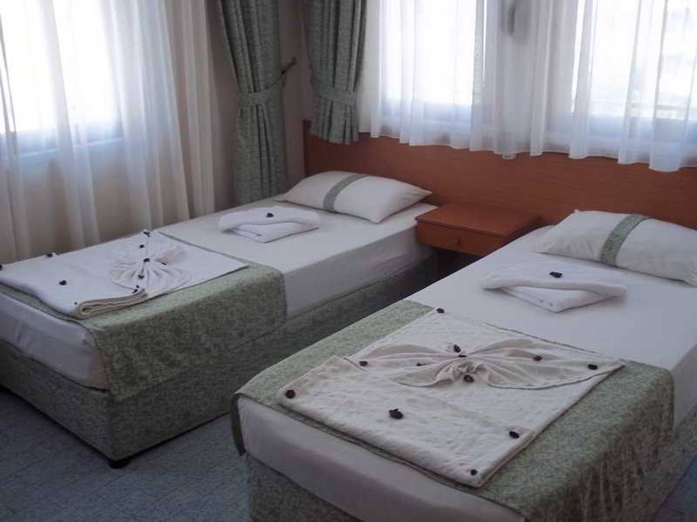 Kleopatra-Alis-Room-12