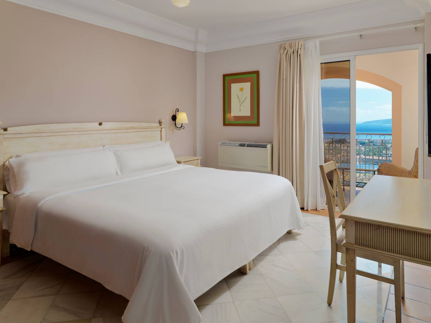 Hotel-Las-Aguilas-Tenerife-Affiliated-by-Melia-Room-33