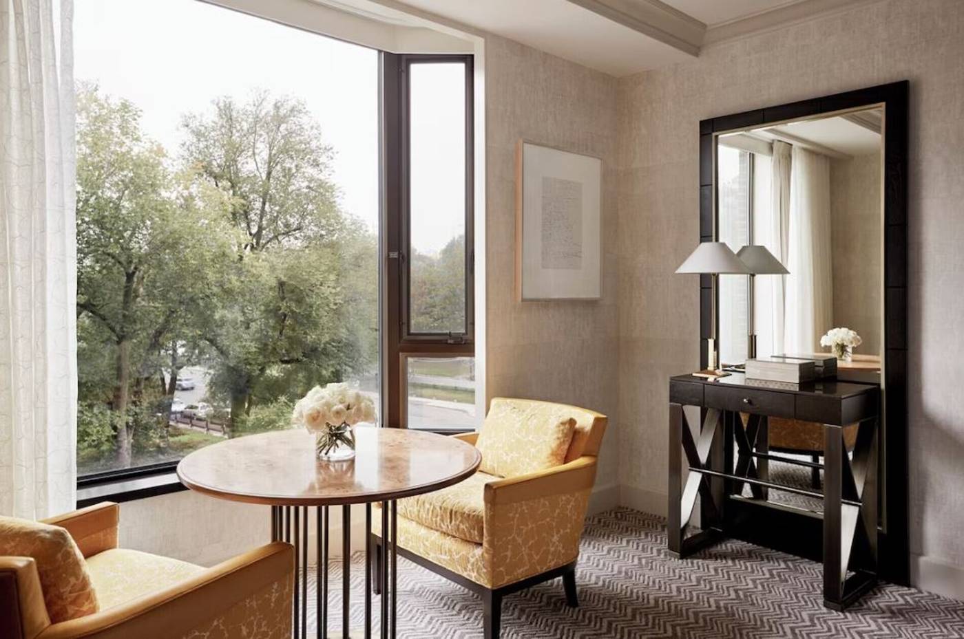 Four-Seasons-Hotel-Boston-Room-33