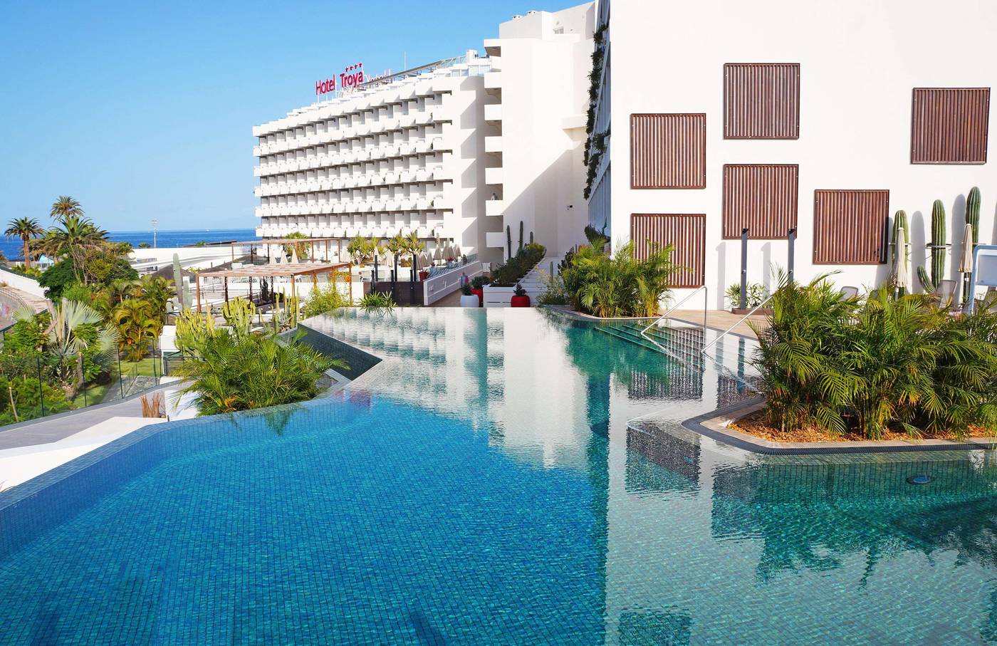 Alexandre-Hotel-Troya-Pool-6