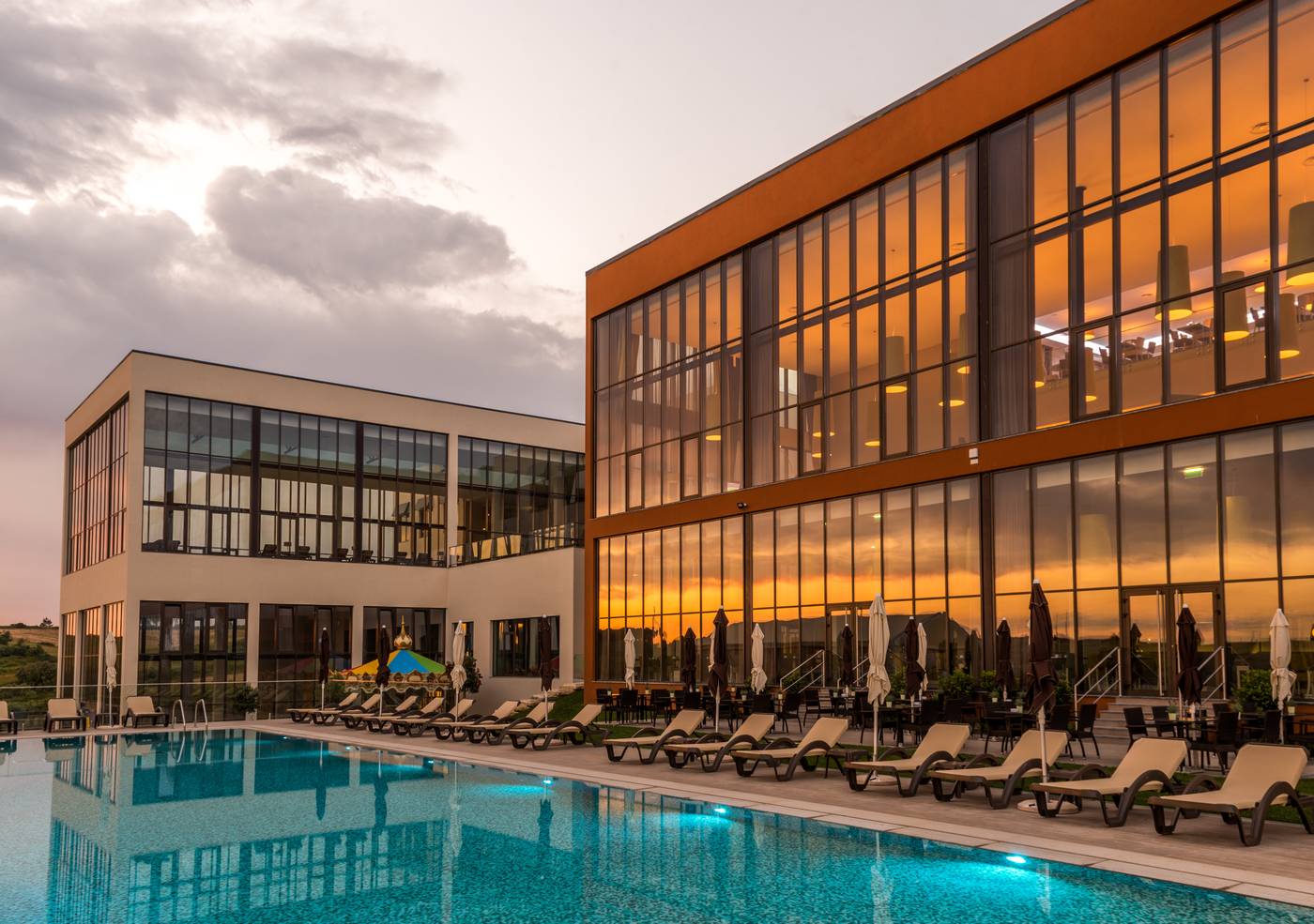 Vila-Gale-Sintra-General-view-1