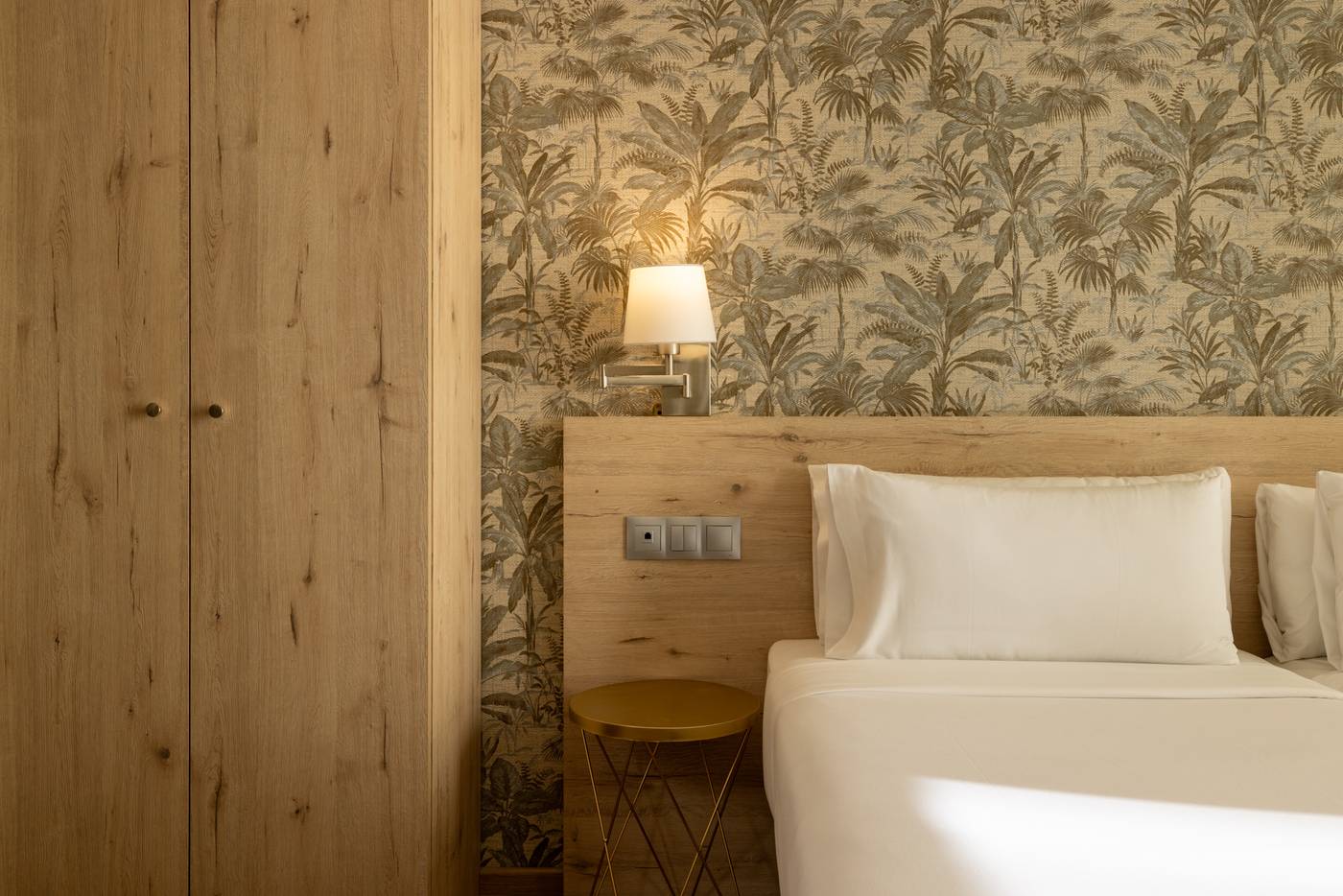 Avenida-Gran-Via-Room-9