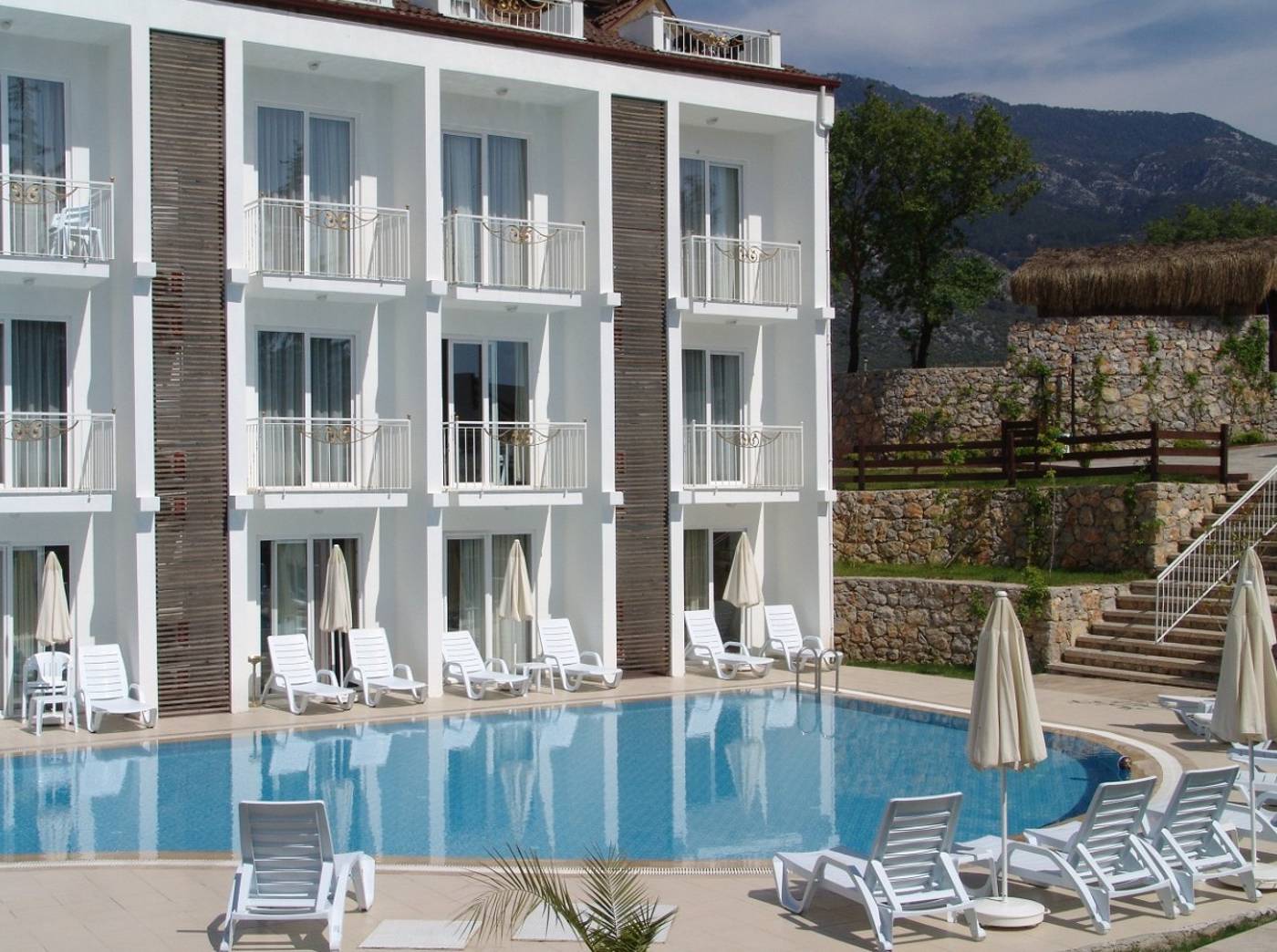 Sahra-Su-Holiday-Village---Spa-Room-5