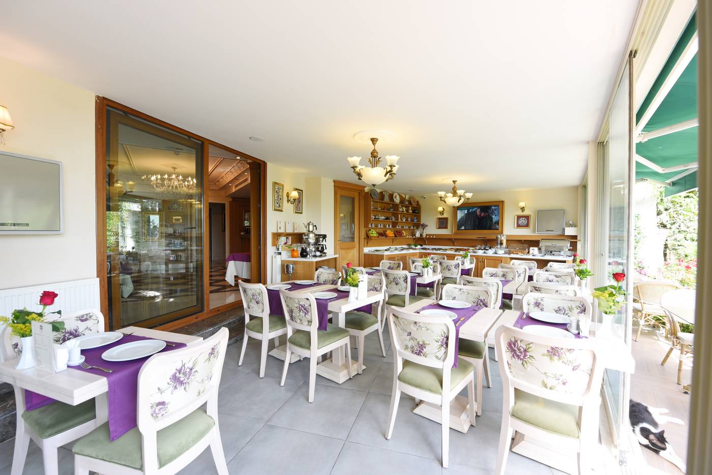 GLK-Premier-Sea-Mansion-Suites---Spa-Restaurant-4