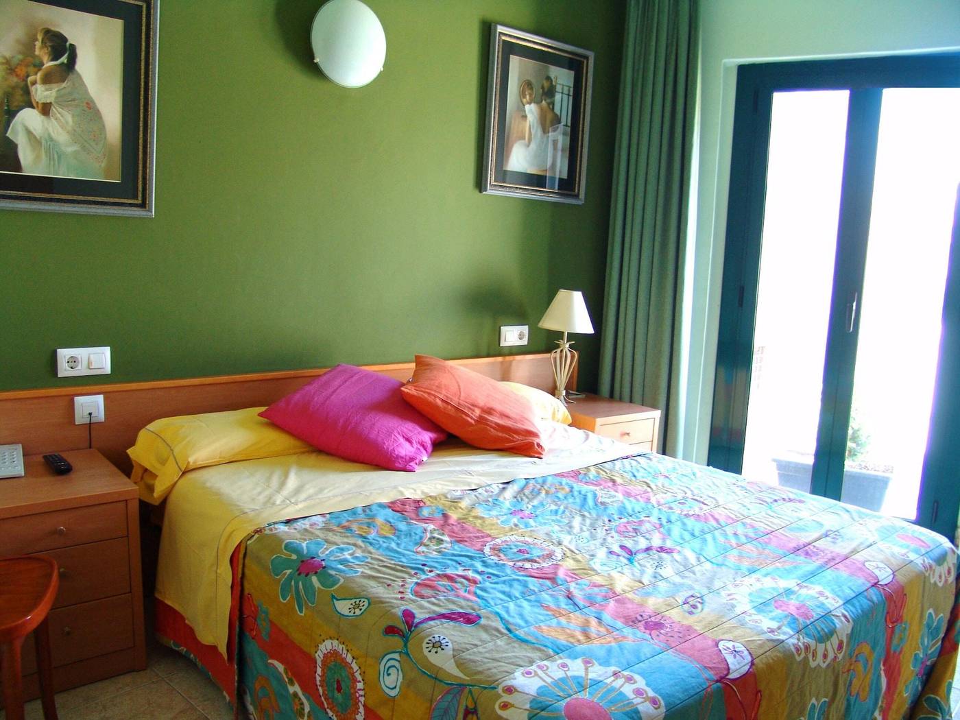 Hotel-Pinxo-Room-4