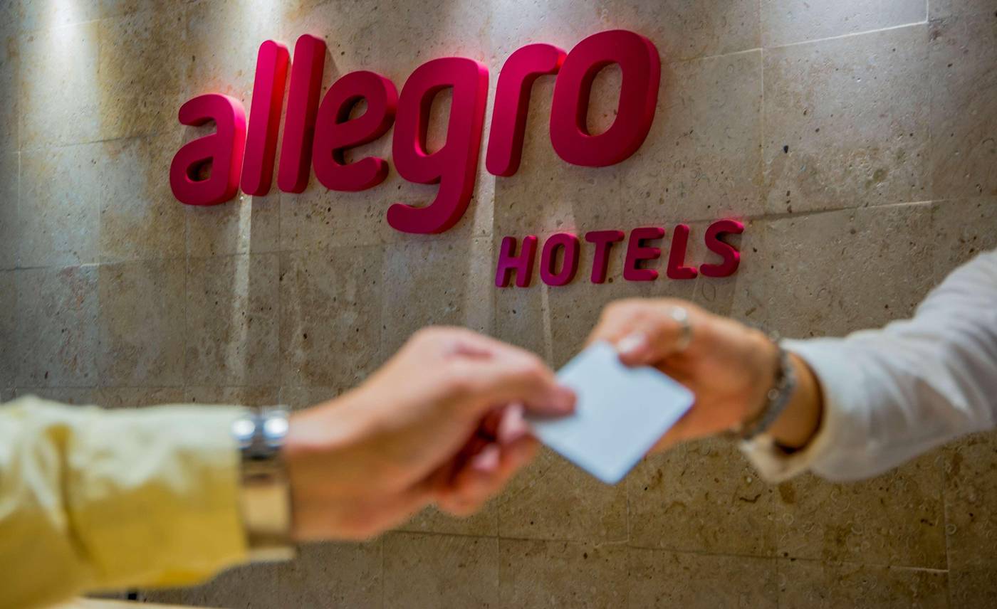 Allegro-Playacar-Lobby-40