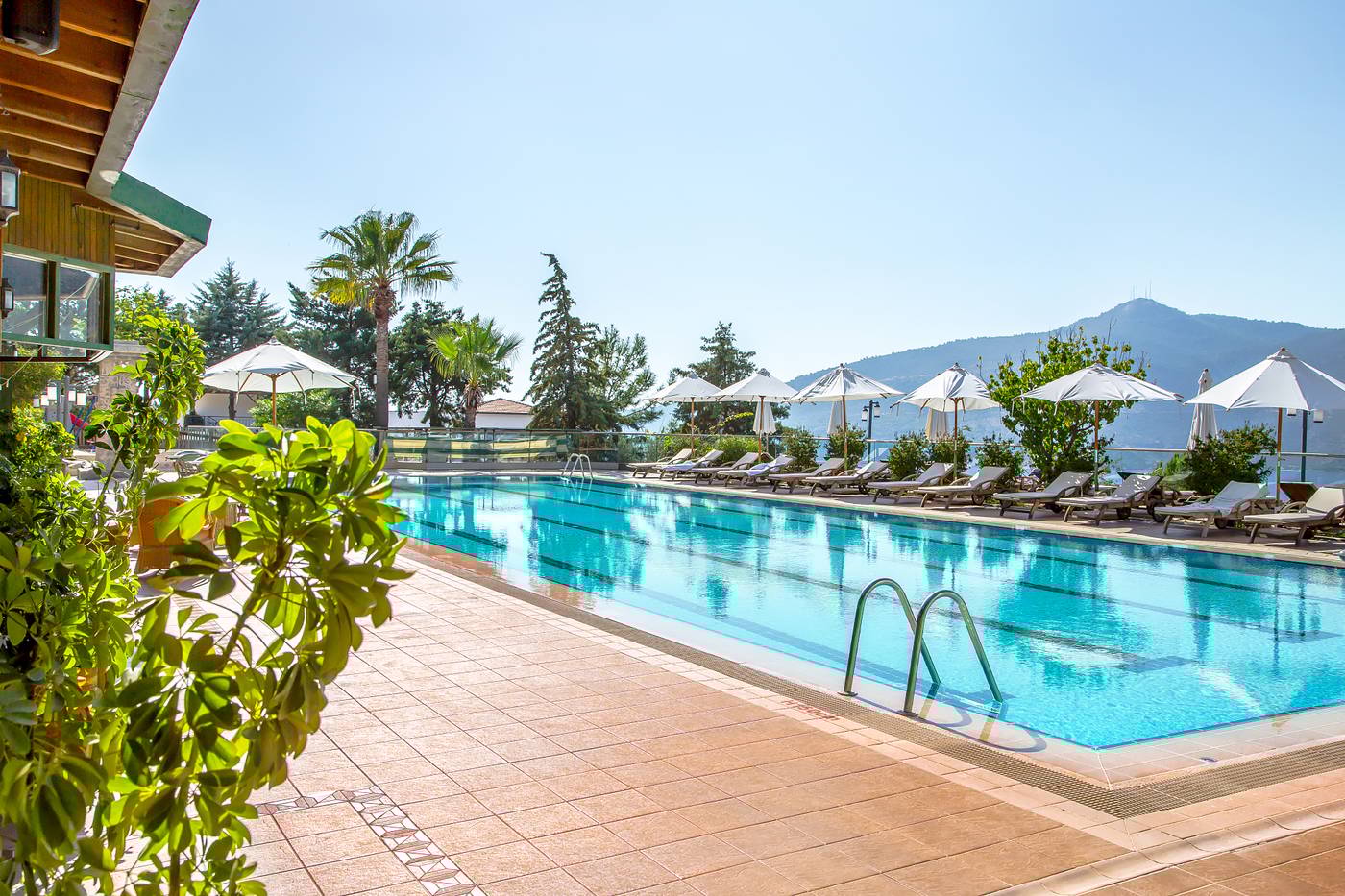 Happy-Kalkan-Pool-10