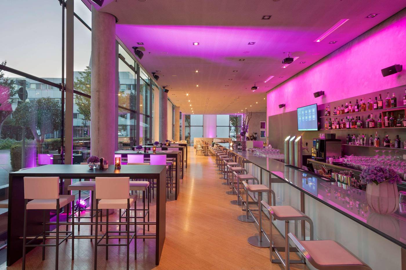 INNSIDE-Munchen-Parkstadt-Schwabing-Bar-24