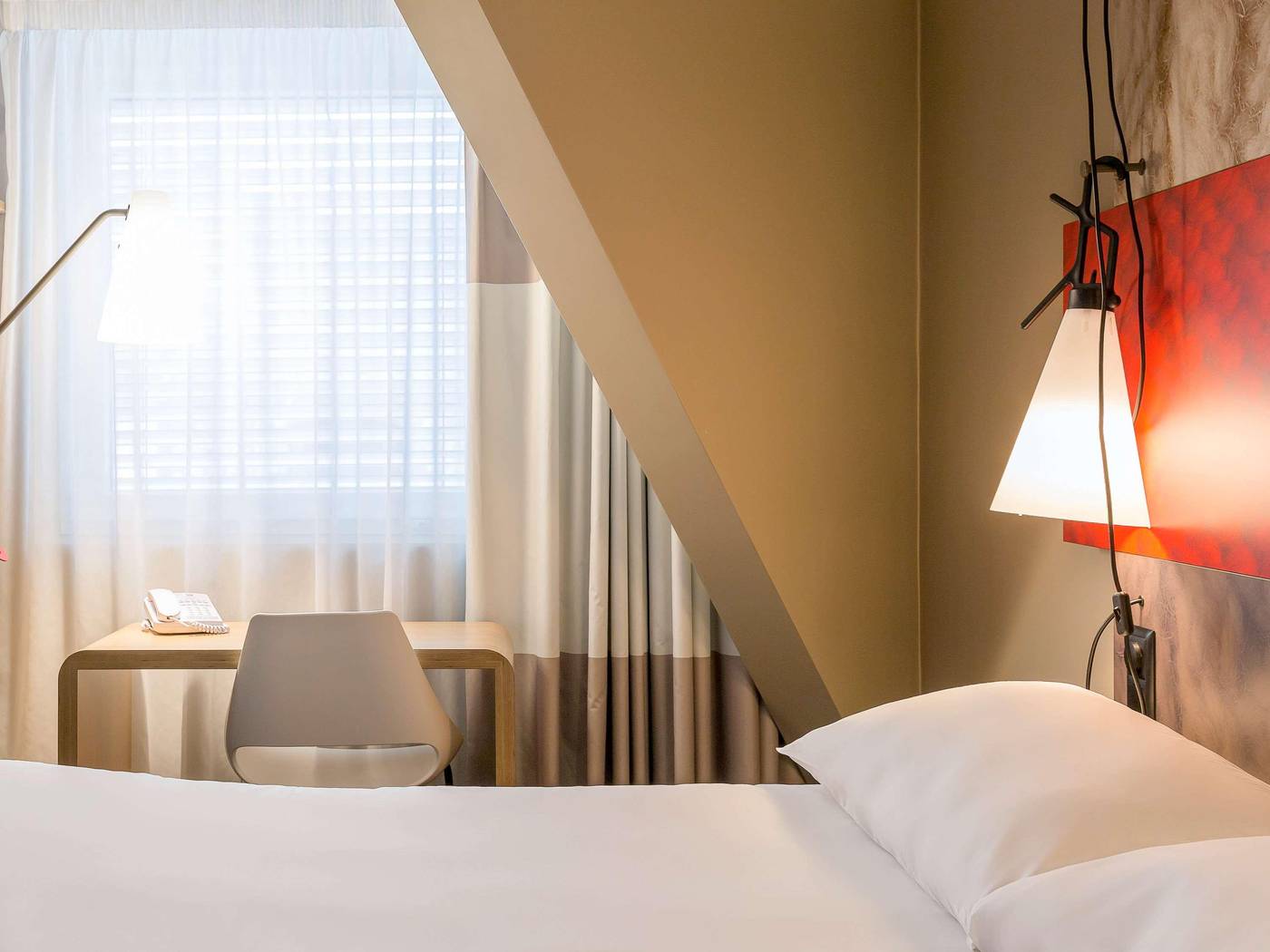 ibis-Geneve-Centre-Lac-Room-40