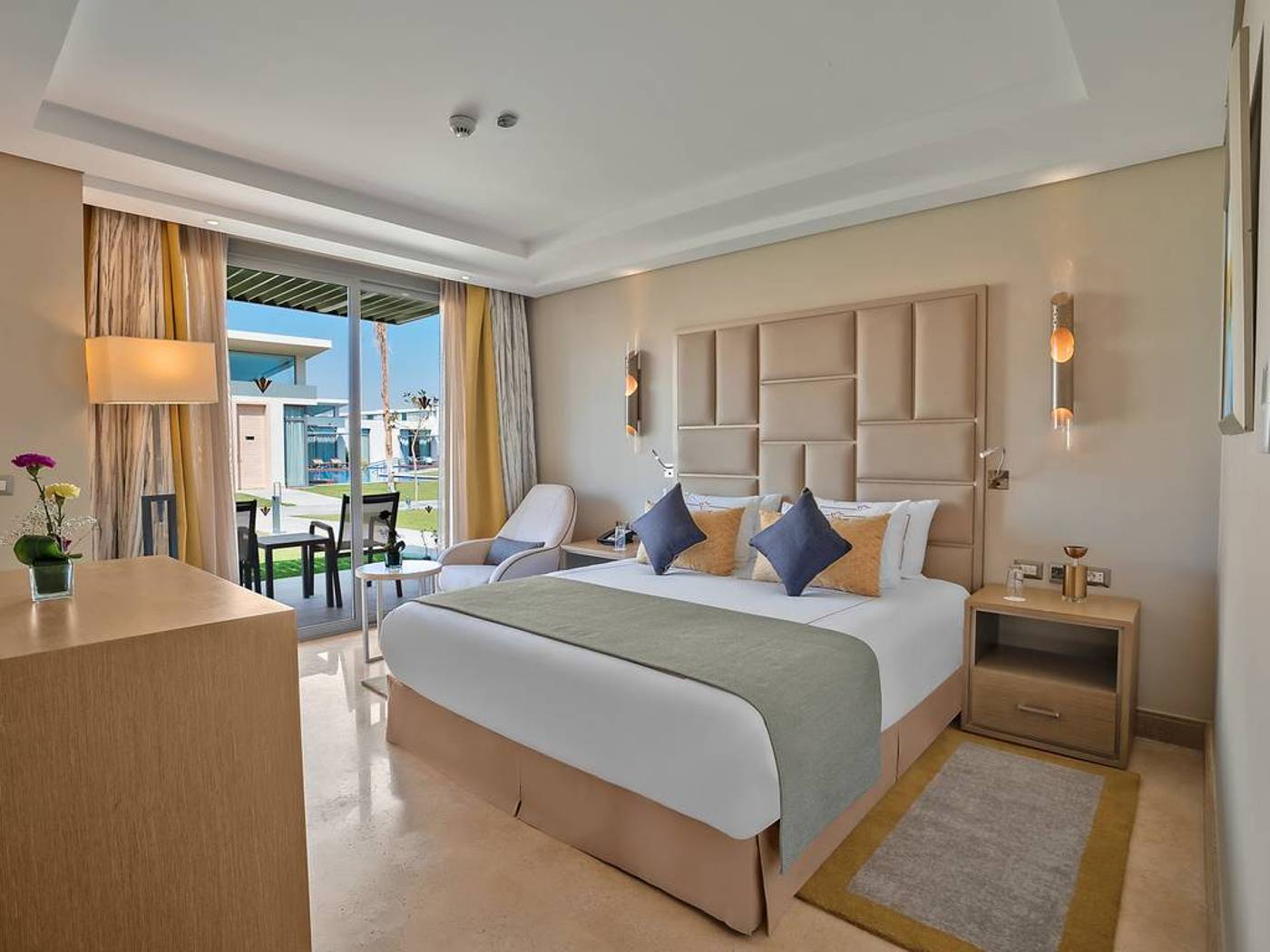 Rixos Premium Magawish Suites and Villas