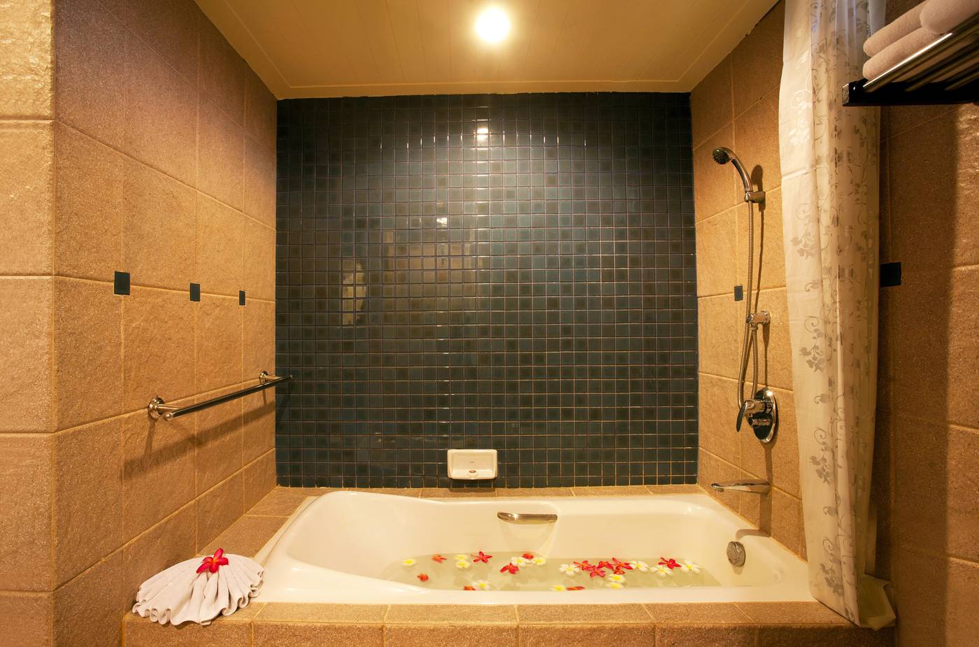 Woraburi-Phuket-Resort---Spa-Room-57