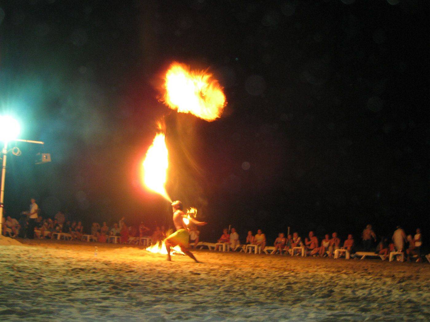 White-Gold-Hotel---Spa-Sports-and-Entertainment-46