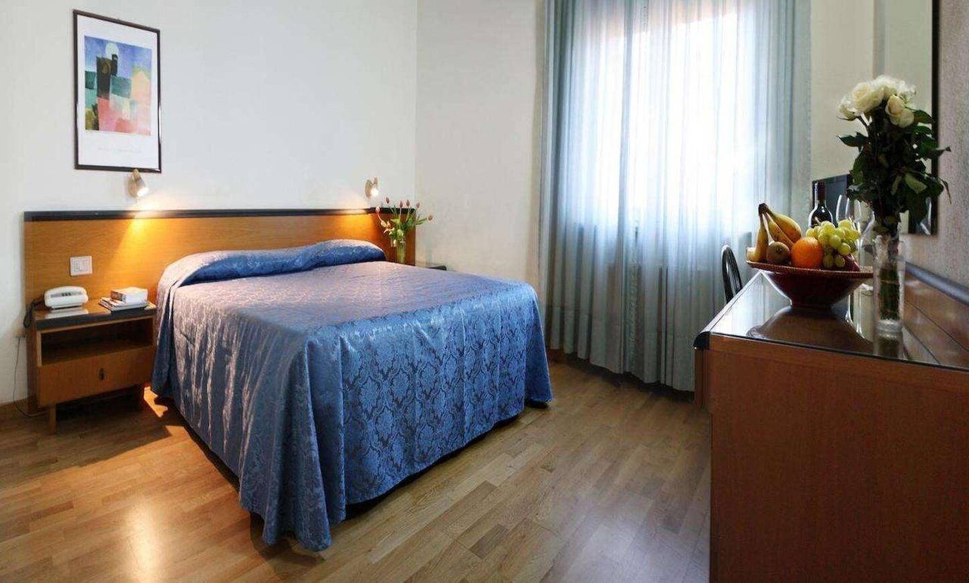 Hotel-Nuova-Grosseto-Room-7